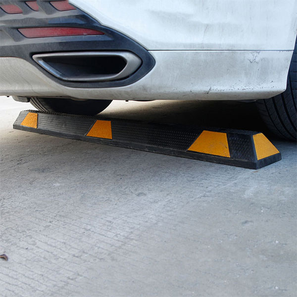 2 Pack 72" Heavy Duty Rubber Parking Curbs - Truck Floor Stoppers, Black/Yellow, Assembly Required