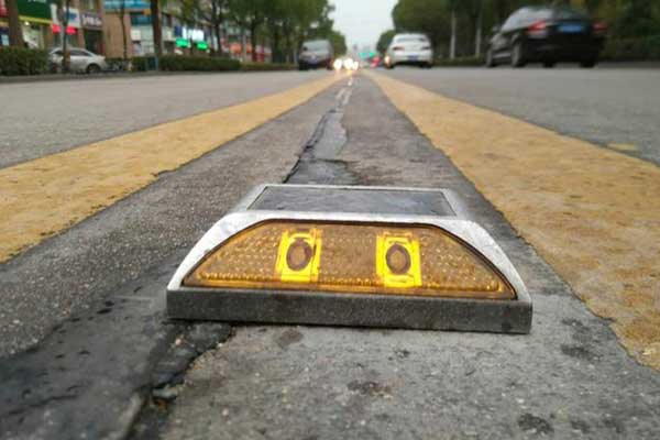 Applications of Solar LED Road Stud Reflectors