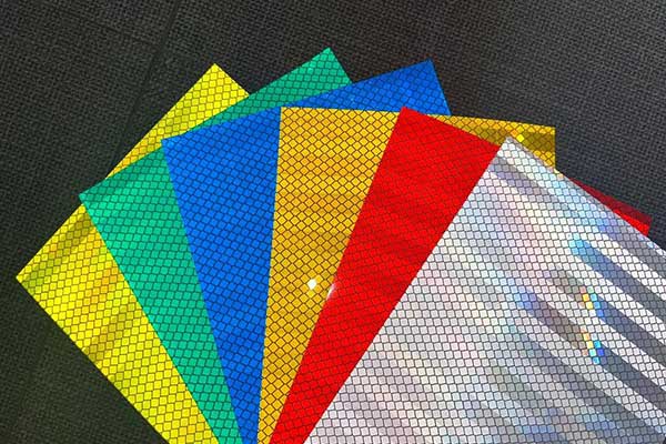 How Long Does Reflective Sheeting Last?