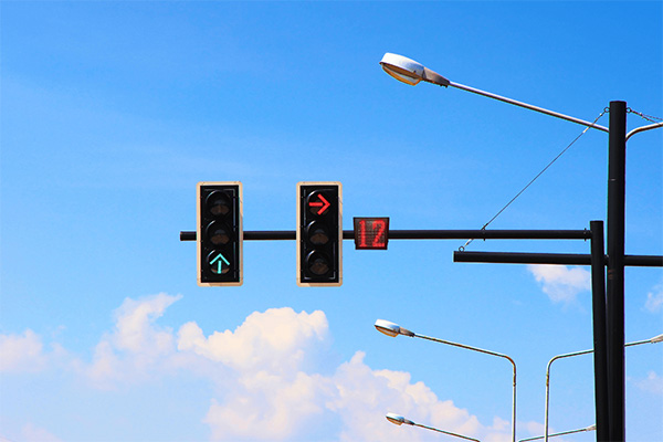 Factors Affecting Traffic Signal Dimensions