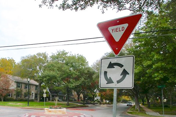 Importance of Yield Signs in Road Safety