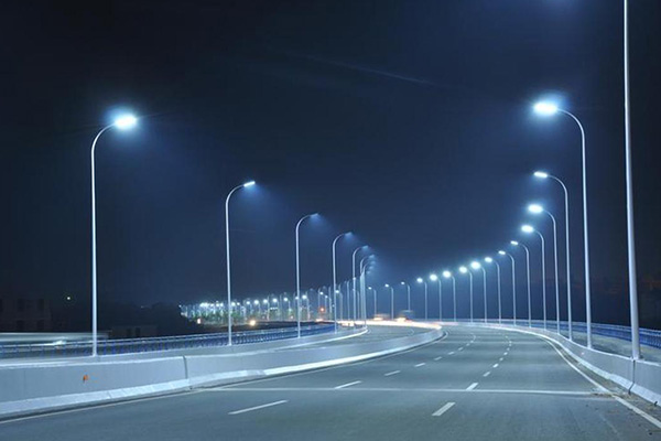 Street Light Height: How Tall is a Street Light?