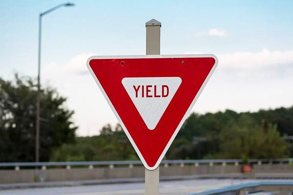 Types of Yield Signs