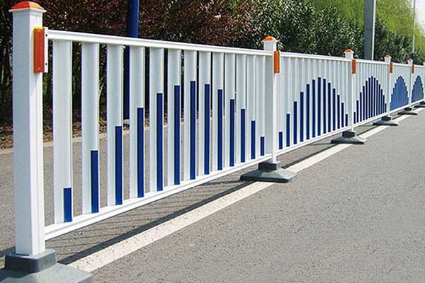Steel Road Dividers